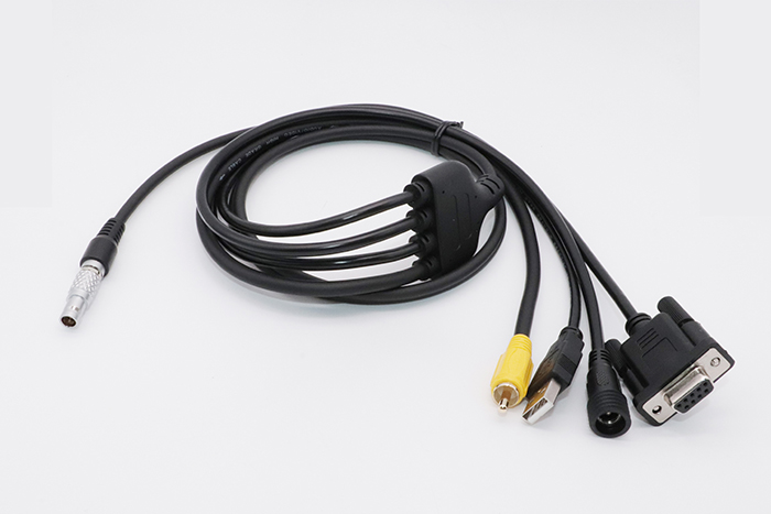 音頻視頻線束系列航插一分四線束